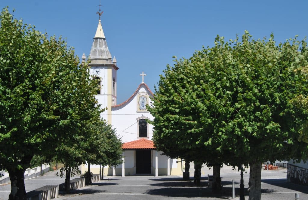 Igreja de Pousaflores